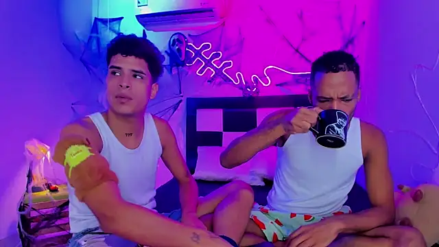 Snapshot of Lucky_boys__X chatting on 10-27-25, 12:09 Lucky boys X online show from 10-27-25, 12:09