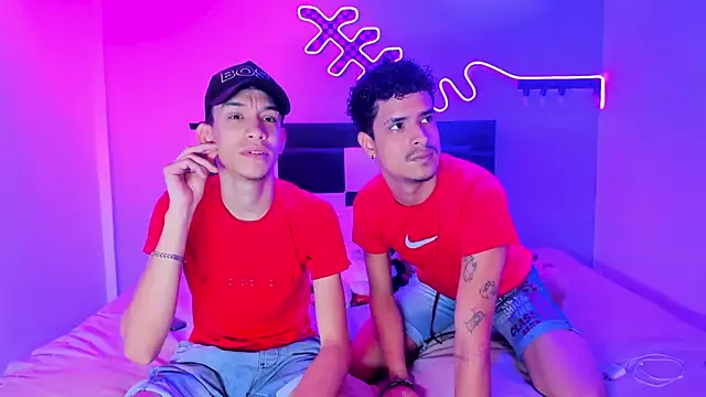 Snapshot of Lucky_boys__X chatting on 02-21-26, 04:08 Lucky boys X online show from 02-21-26, 04:08