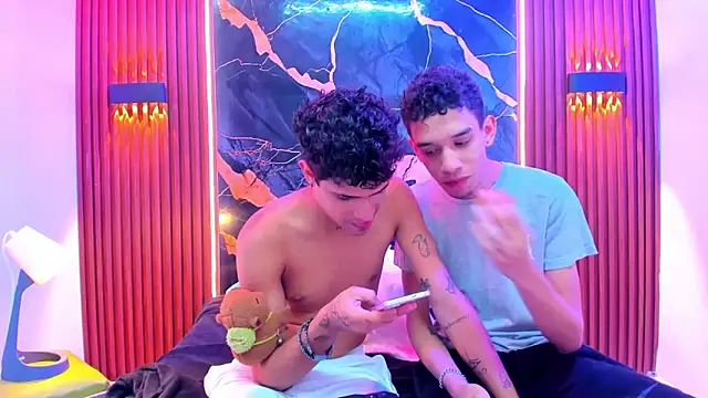 Snapshot of Lucky_boys__X chatting on 02-24-26, 10:41 Lucky boys X online show from 02-24-26, 10:41