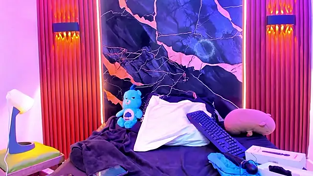 Snapshot of Lucky_boys__X chatting on 03-01-26, 05:15 Lucky boys X online show from 03-01-26, 05:15