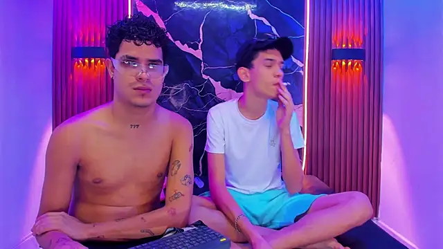 Snapshot of Lucky_boys__X chatting on 03-04-26, 01:50 Lucky boys X online show from 03-04-26, 01:50