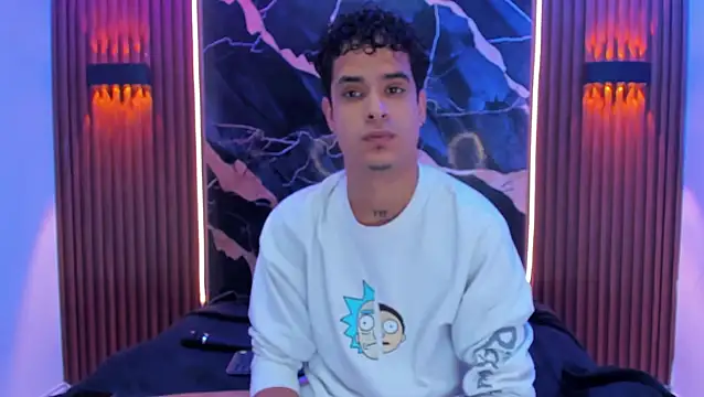 Snapshot of Lucky_boys__X chatting on 03-08-26, 06:44 Lucky boys X online show from 03-08-26, 06:44