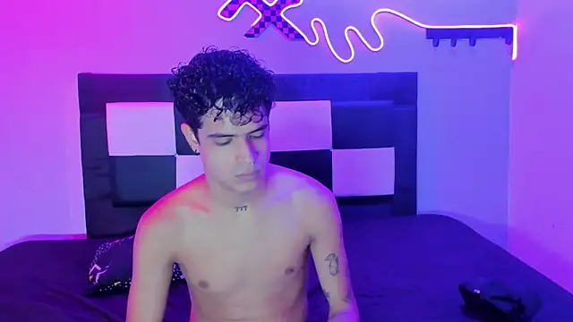 Lucky boys  X online show from 04-29-26, 01:26