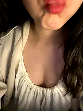 ruiki666 online show from 11-11-25, 03:23