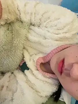 Snapshot of ruiki666 chatting on 12-16-25, 02:38 ruiki666 online show from 12-16-25, 02:38