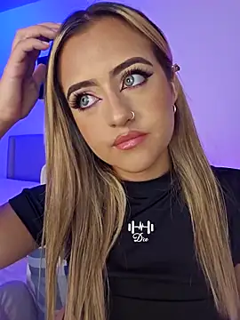 MaryMoon  online show from 09-18-25, 01:40