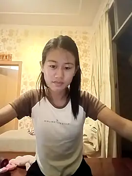 luy-xinh02 online show from 09-18-25, 12:29