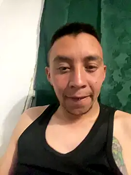 Snapshot of eslabon19 chatting on 09-15-25, 04:56 eslabon19 online show from 09-15-25, 04:56