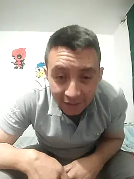 Snapshot of eslabon19 chatting on 09-24-25, 01:42 eslabon19 online show from 09-24-25, 01:42