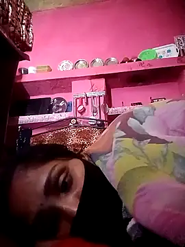 Snapshot of Suman_ji1 chatting on 11-22-25, 05:12 Suman ji1 online show from 11-22-25, 05:12