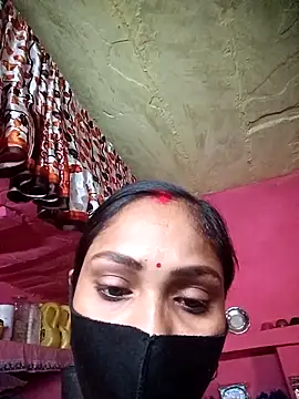 Snapshot of Suman_ji1 chatting on 11-26-25, 04:57 Suman ji1 online show from 11-26-25, 04:57