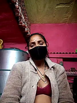 Snapshot of Suman_ji1 chatting on 11-26-25, 05:25 Suman ji1 online show from 11-26-25, 05:25