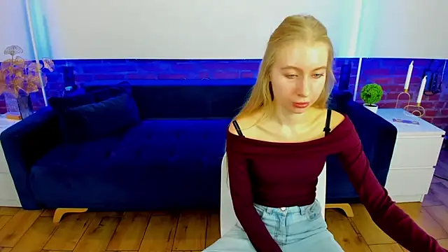 Alina Blonde online show from 10-29-25, 06:48