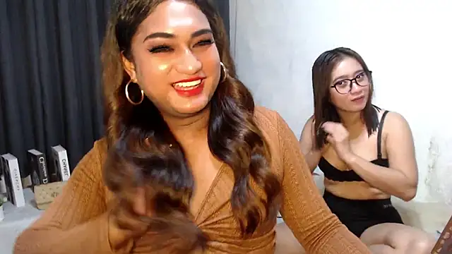 Elysia Fox online show from 02-07-26, 05:55