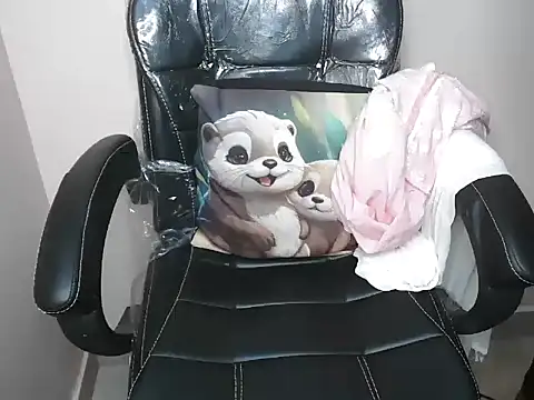 bold naina online show from 10-16-25, 03:40