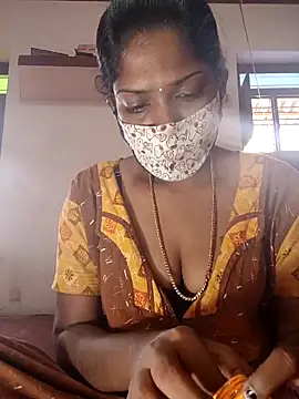 Snapshot of Tamil_Kavitha chatting on 11-15-25, 09:28 Tamil Kavitha online show from 11-15-25, 09:28