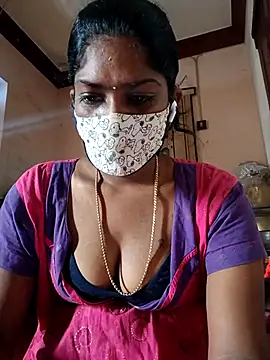 Snapshot of Tamil_Kavitha chatting on 12-04-25, 06:01 Tamil Kavitha online show from 12-04-25, 06:01