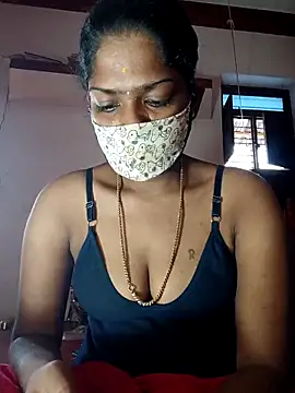 Snapshot of Tamil_Kavitha chatting on 12-05-25, 07:50 Tamil Kavitha online show from 12-05-25, 07:50