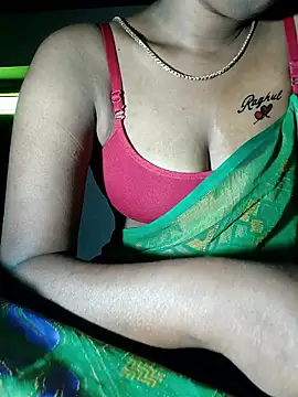 Snapshot of Tamil_Kavitha chatting on 02-10-26, 08:07 Tamil Kavitha online show from 02-10-26, 08:07