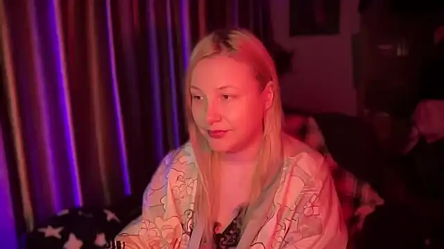 BikiHellena online show from 11-01-25, 12:45