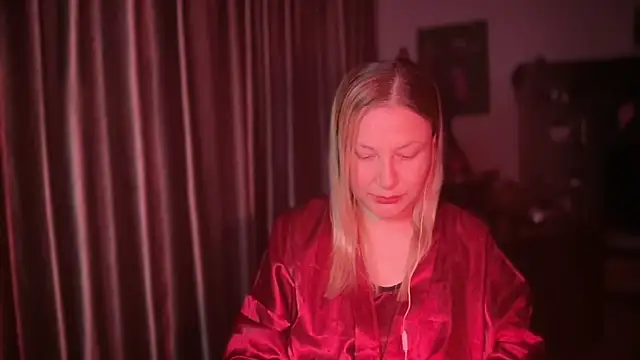 BikiHellena online show from 06-11-26, 04:54