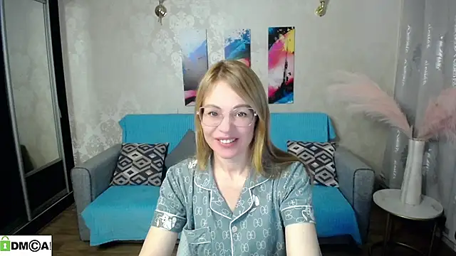 shy hot cat online show from 11-14-25, 07:51