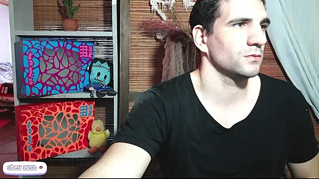 Snapshot of ObeyLust chatting on 09-18-25, 03:14 ObeyLust online show from 09-18-25, 03:14