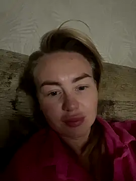 Snapshot of MartaLuna_ chatting on 10-01-25, 07:20 MartaLuna  online show from 10-01-25, 07:20