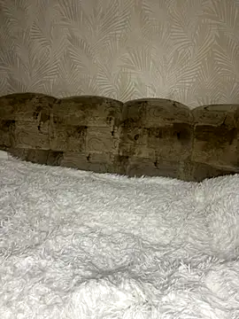 Snapshot of MartaLuna_ chatting on 10-10-25, 02:16 MartaLuna  online show from 10-10-25, 02:16