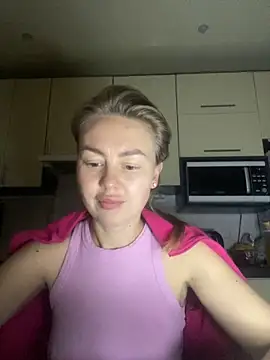 MartaLuna  online show from 11-12-25, 06:19