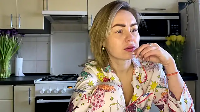 MartaLuna  online show from 03-12-26, 11:16