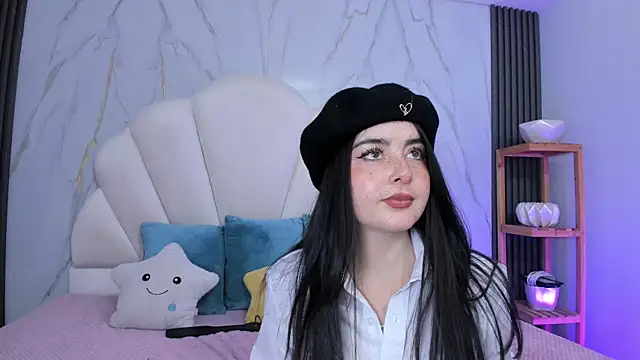 Ashleypetit online show from 04-25-26, 12:52