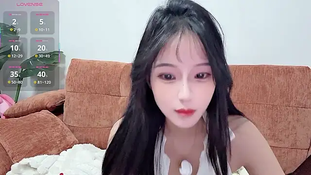 Snapshot of qiqi-2025 chatting on 02-05-26, 02:22 qiqi-2025 online show from 02-05-26, 02:22