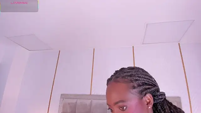 DakotaWangi online show from 02-16-26, 03:24