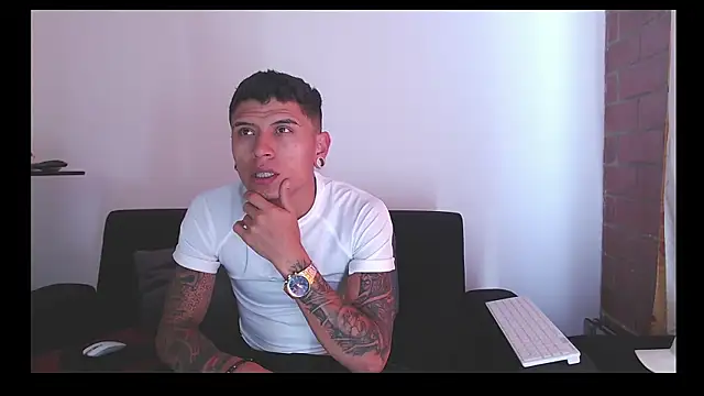 Snapshot of rickgraims chatting on 09-21-25, 01:57 rickgraims online show from 09-21-25, 01:57
