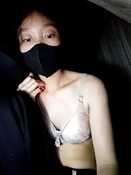 Snapshot of Phuoc_xx chatting on 01-18-26, 02:54 Phuoc xx online show from 01-18-26, 02:54