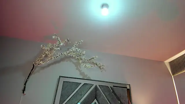 Snapshot of Isa_Rouse__ chatting on 11-07-25, 03:17 Isa Rouse online show from 11-07-25, 03:17