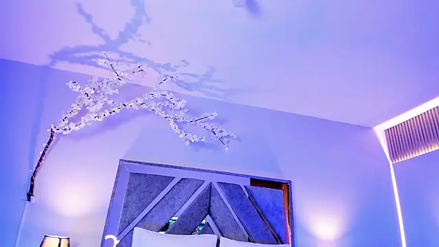 Snapshot of Isa_Rouse__ chatting on 11-11-25, 03:28 Isa Rouse online show from 11-11-25, 03:28