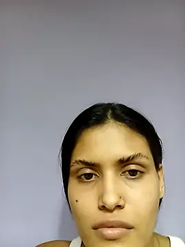 Snapshot of Isa_Rouse__ chatting on 11-18-25, 03:23 Isa Rouse online show from 11-18-25, 03:23