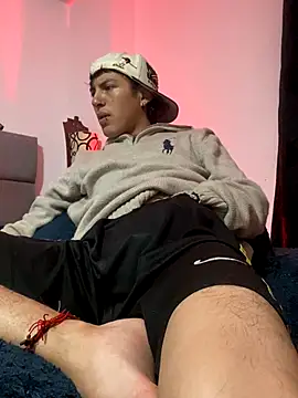 Snapshot of NaytonFreeman chatting on 11-12-25, 11:21 NaytonFreeman online show from 11-12-25, 11:21