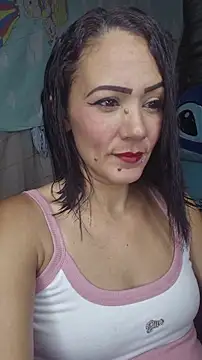 Lhia  online show from 11-28-25, 07:05