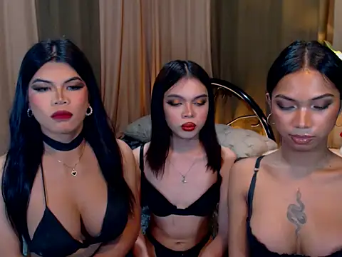 Snapshot of XGoddessOfSatisfactionxX chatting on 10-22-25, 10:59 XGoddessOfSatisfactionxX online show from 10-22-25, 10:59