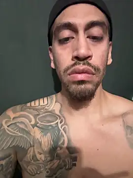 busnfatnutsLildee online show from 10-26-25, 08:09