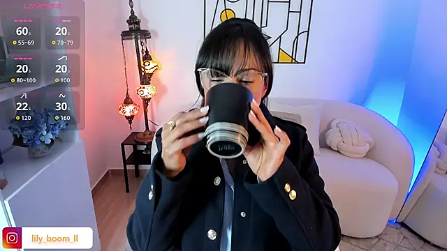 Lyliboomm online show from 04-27-26, 11:47