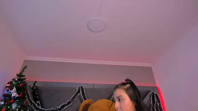 Snapshot of MariaFlowers chatting on 11-27-25, 07:27 MariaFlowers online show from 11-27-25, 07:27