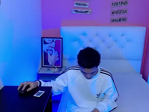 EL VENEZOLANO 22CM online show from 09-18-25, 06:48