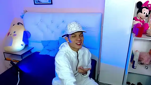 EL VENEZOLANO 22CM online show from 10-03-25, 07:33