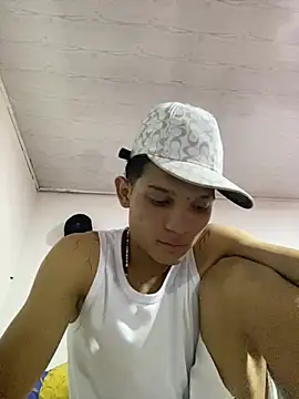 Snapshot of EL_VENEZOLANO_22CM chatting on 03-05-26, 05:47 EL VENEZOLANO 22CM online show from 03-05-26, 05:47