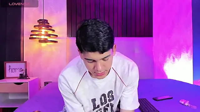 SandroVeyra online show from 10-06-25, 07:55