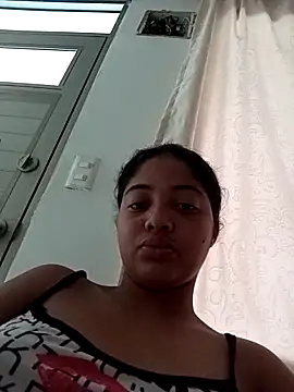 Camila-18w online show from 10-29-25, 01:46